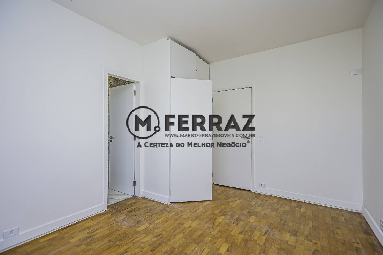 Apartamento para alugar com 2 quartos, 147m² - Foto 22