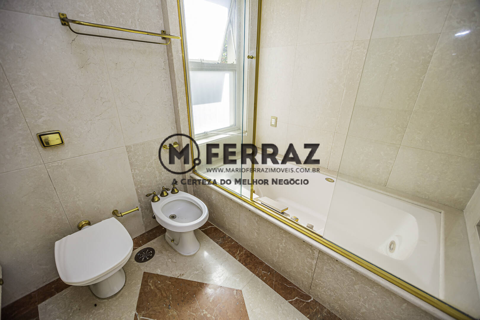 Apartamento à venda com 4 quartos, 260m² - Foto 27