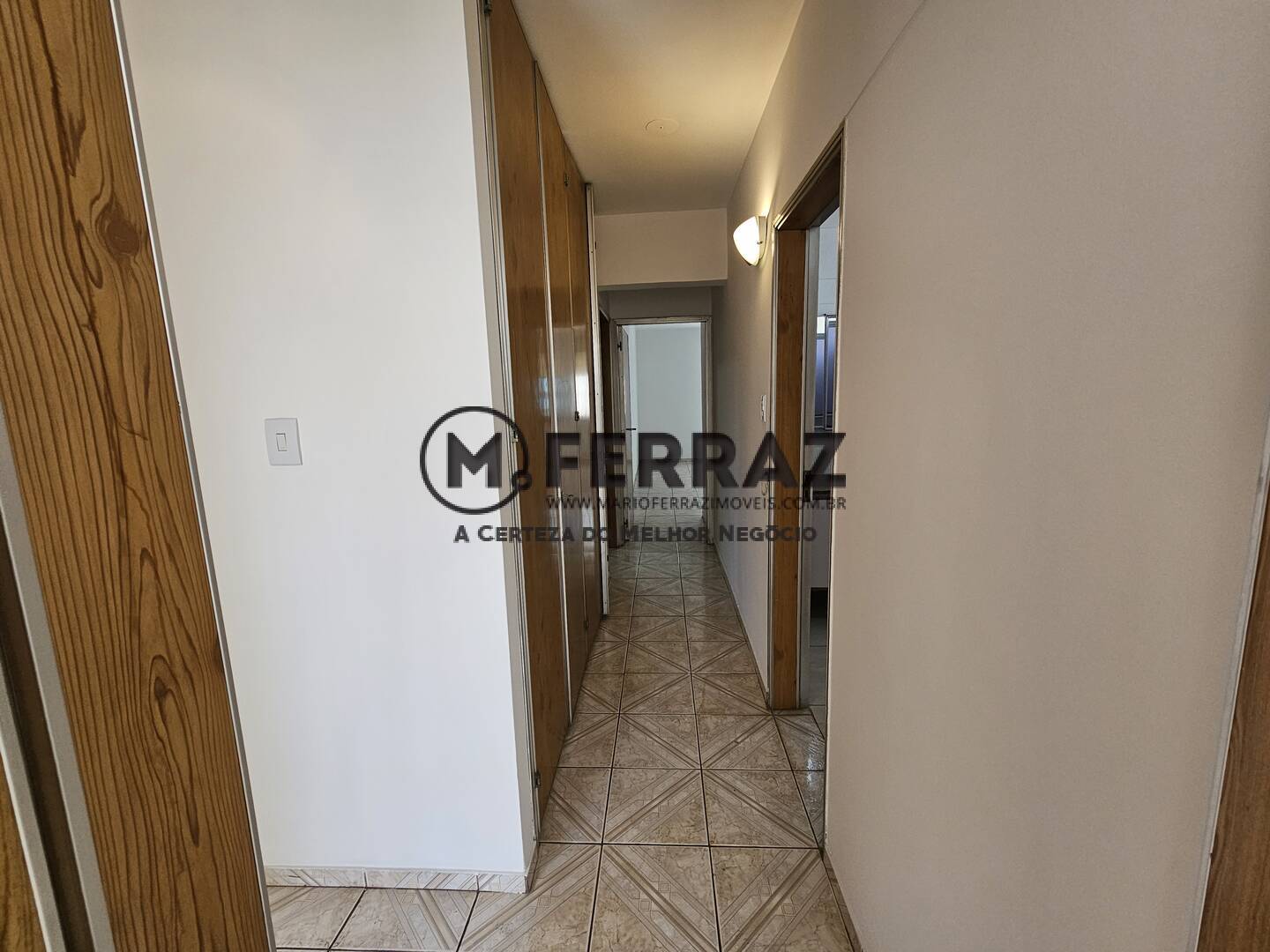 Apartamento para alugar com 3 quartos, 142m² - Foto 7