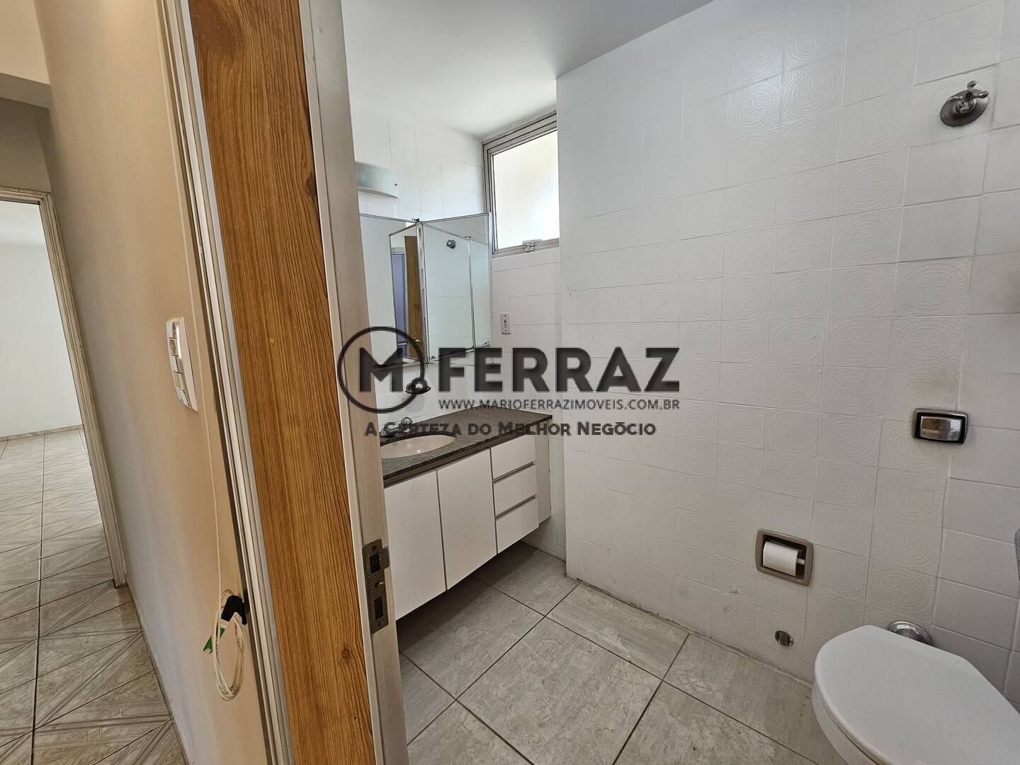 Apartamento para alugar com 3 quartos, 142m² - Foto 16