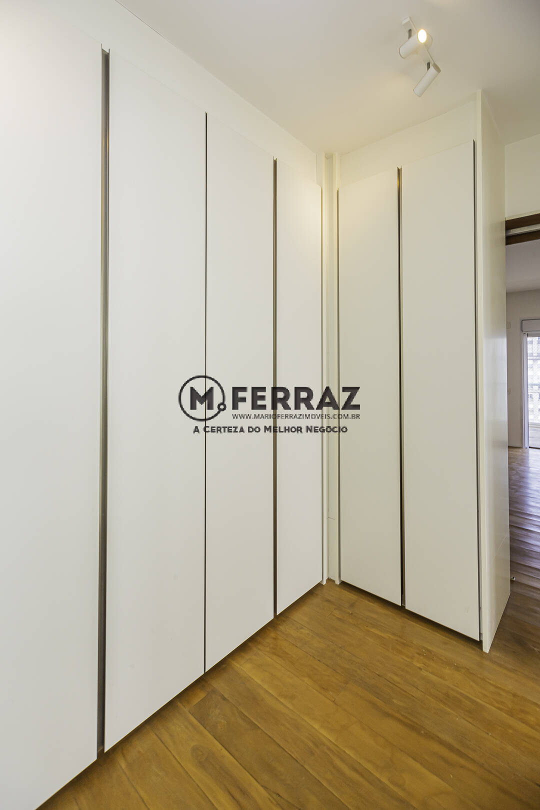 Apartamento à venda com 4 quartos, 410m² - Foto 32