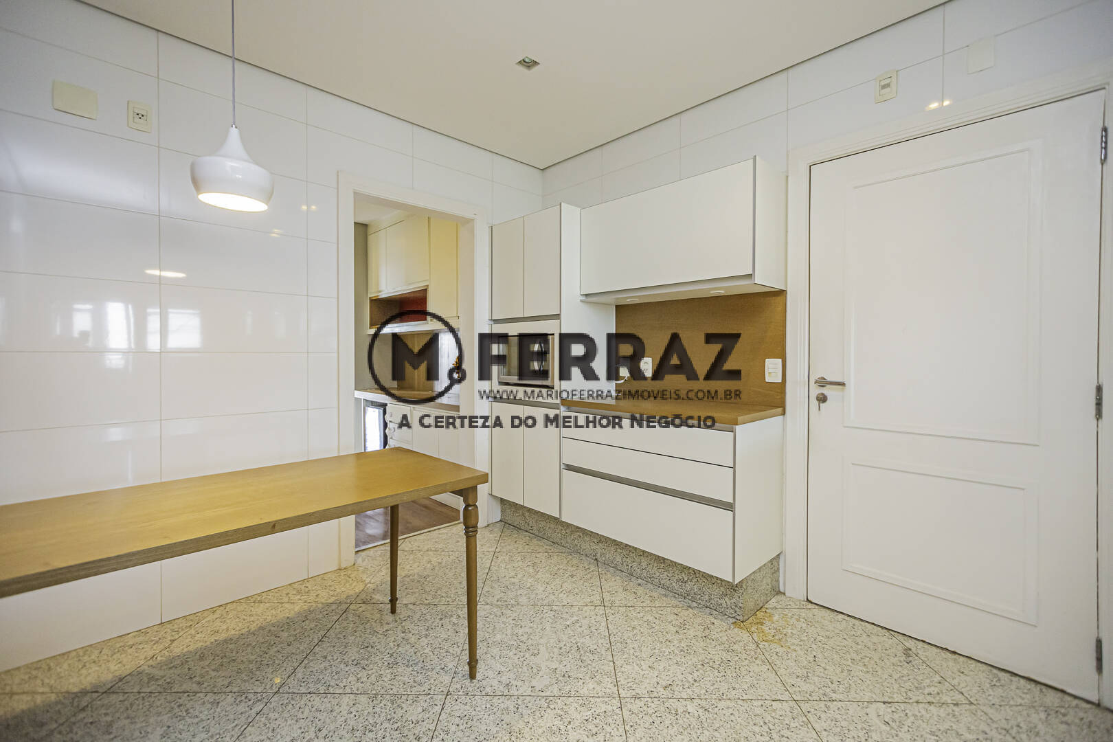 Apartamento para alugar com 3 quartos, 236m² - Foto 18