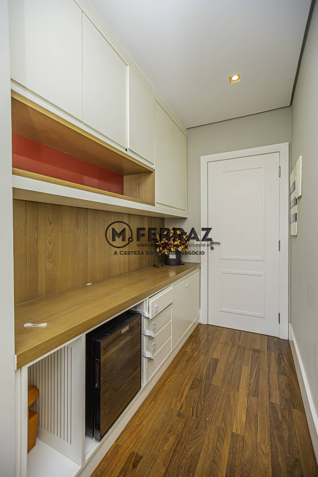 Apartamento para alugar com 3 quartos, 236m² - Foto 19