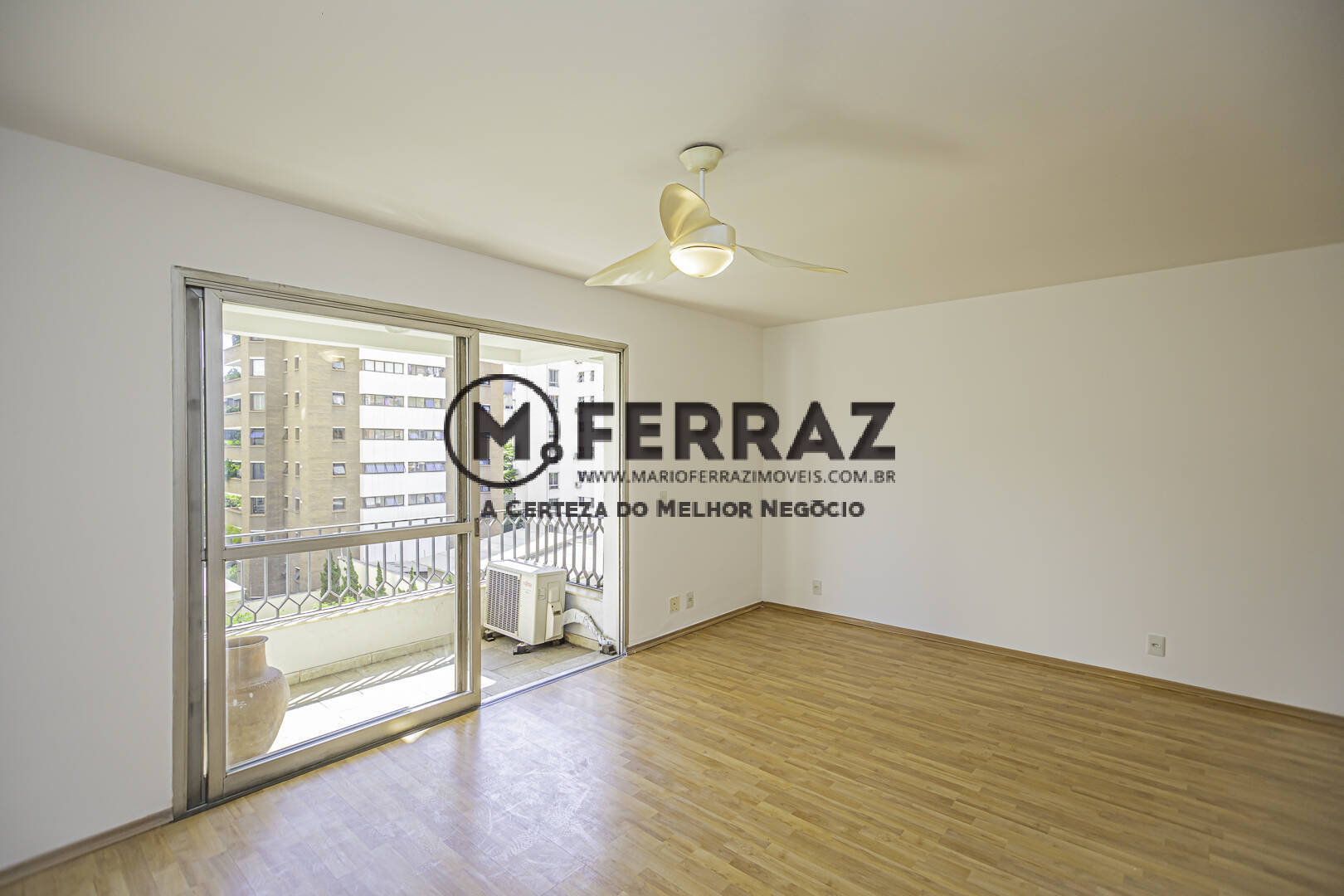 Apartamento à venda com 2 quartos, 98m² - Foto 5