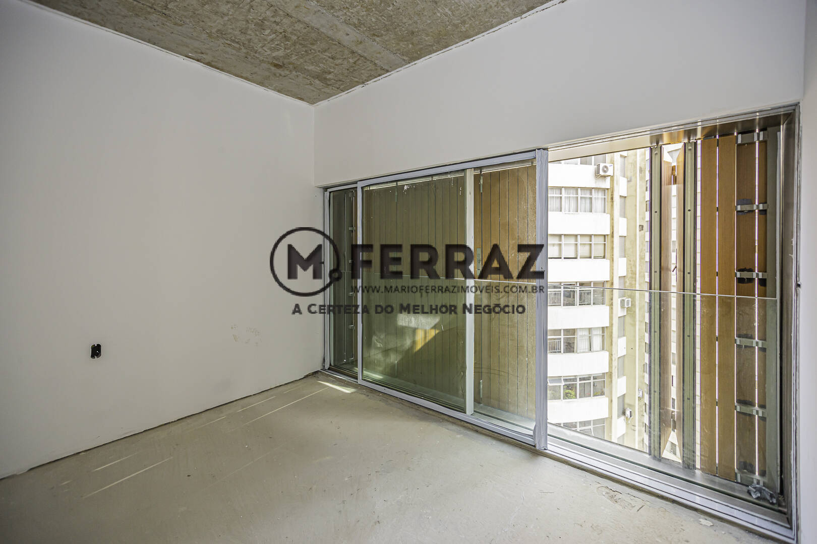 Apartamento à venda com 4 quartos, 356m² - Foto 17