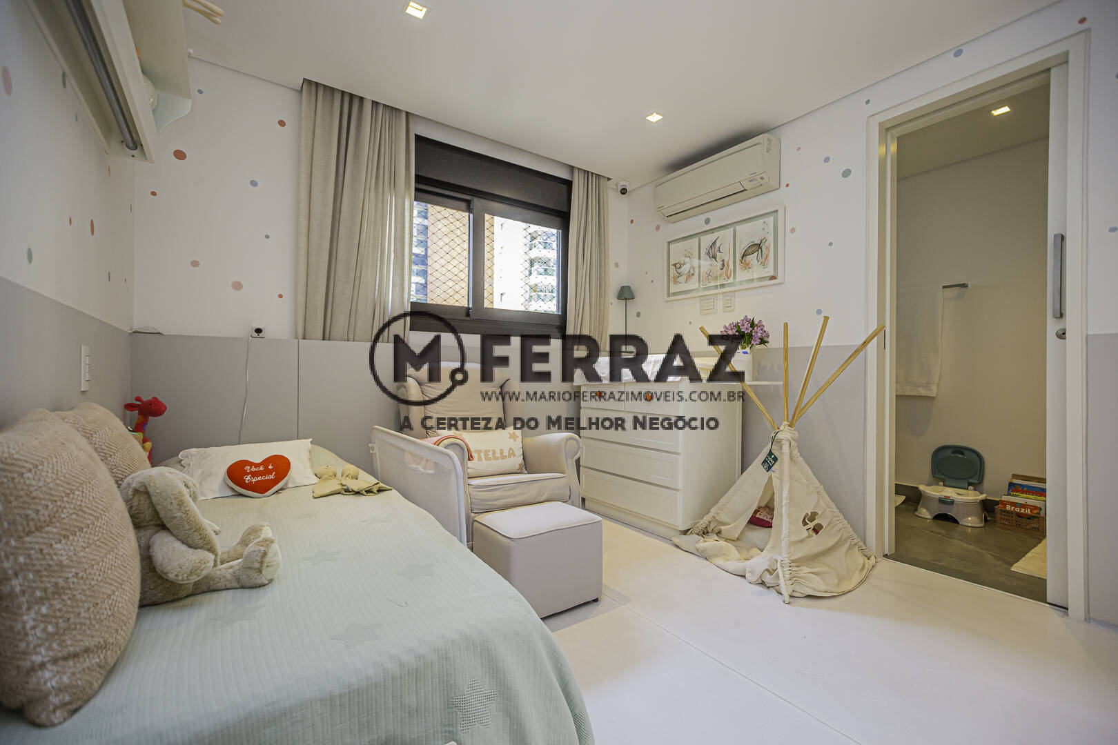 Apartamento à venda com 3 quartos, 215m² - Foto 33