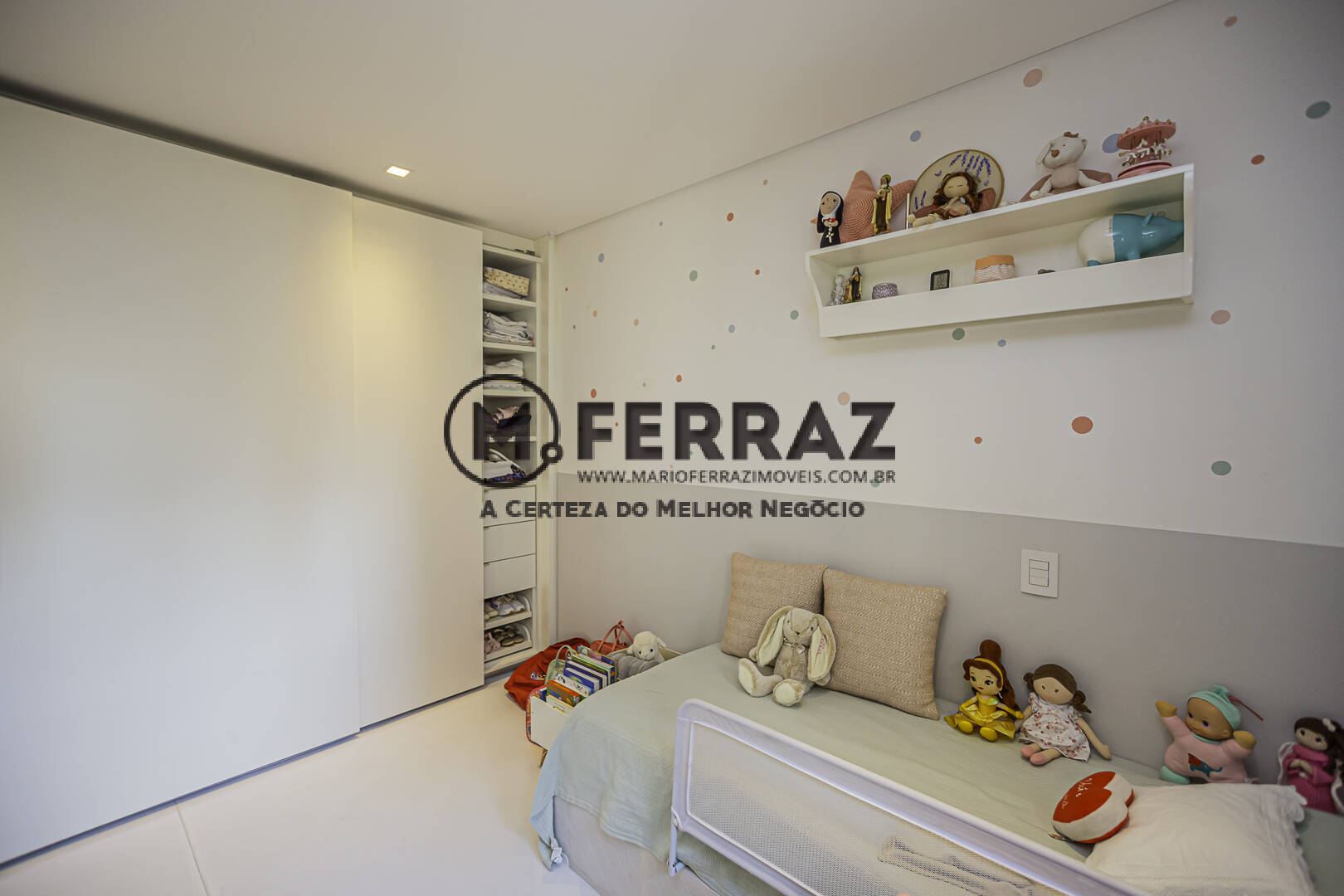 Apartamento à venda com 3 quartos, 215m² - Foto 35