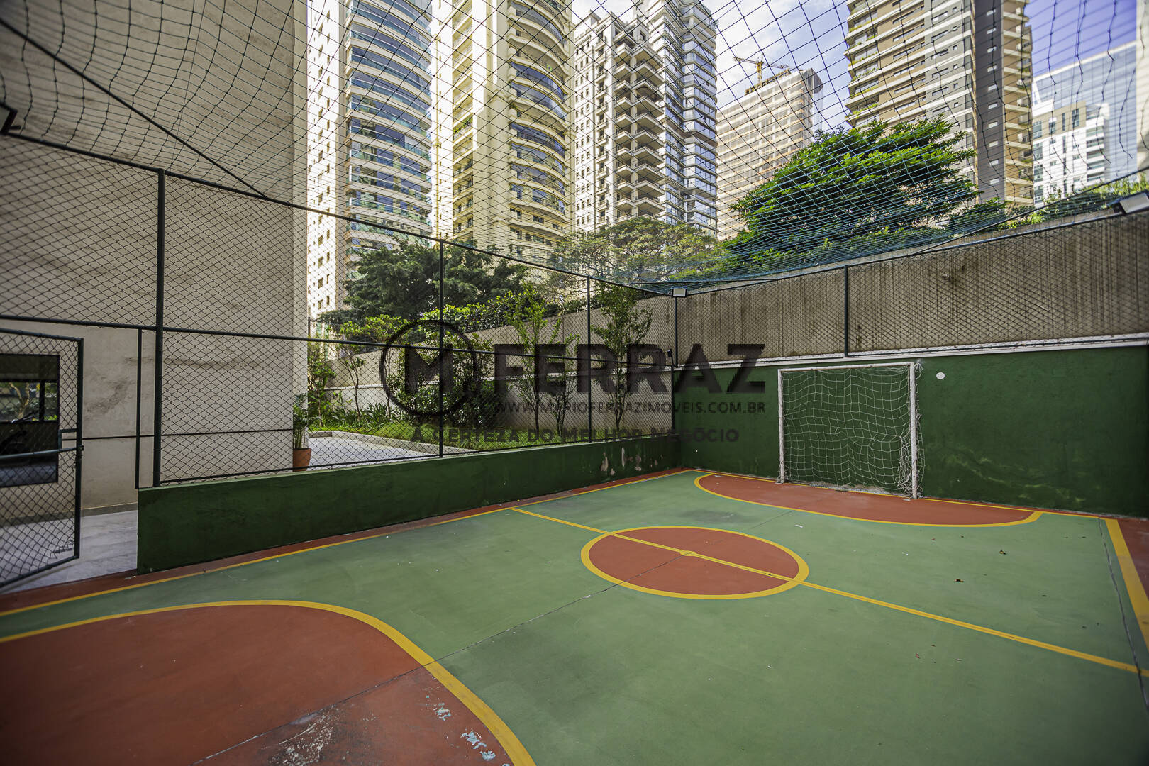 Apartamento à venda com 3 quartos, 215m² - Foto 44