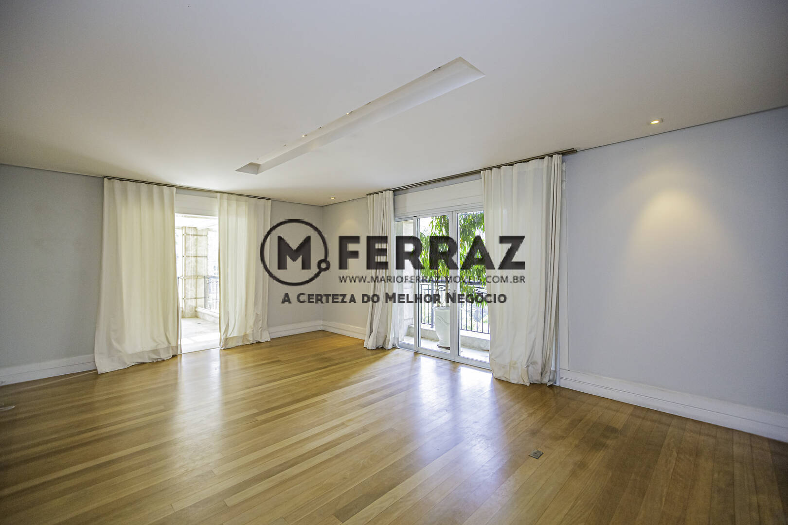 Apartamento para alugar com 5 quartos, 735m² - Foto 11