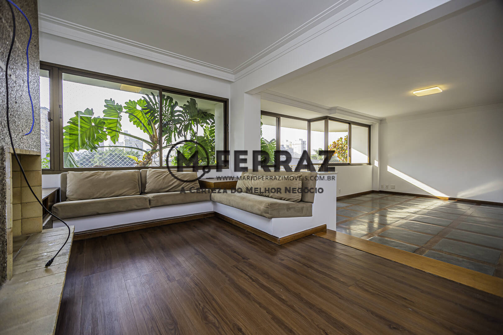 Apartamento para alugar com 4 quartos, 240m² - Foto 3