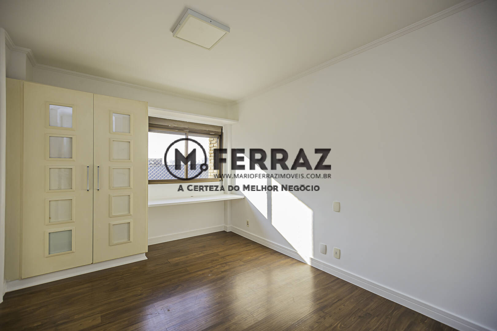 Apartamento para alugar com 4 quartos, 240m² - Foto 24