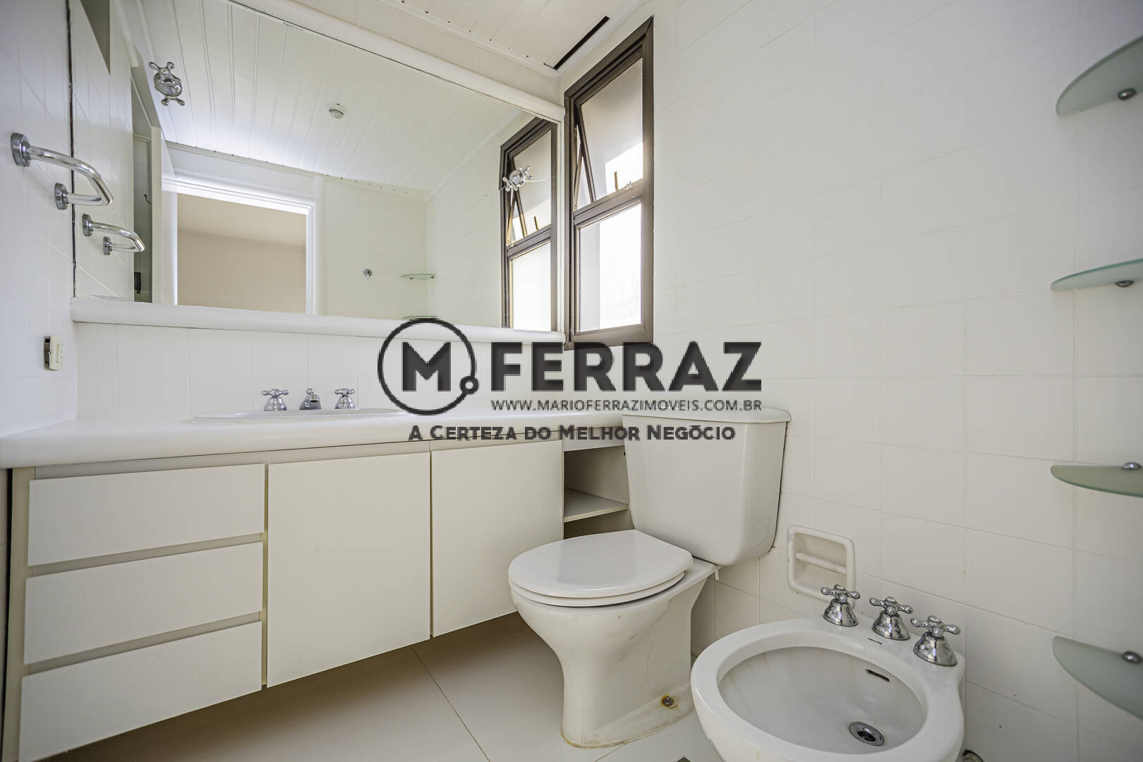 Apartamento para alugar com 4 quartos, 240m² - Foto 31