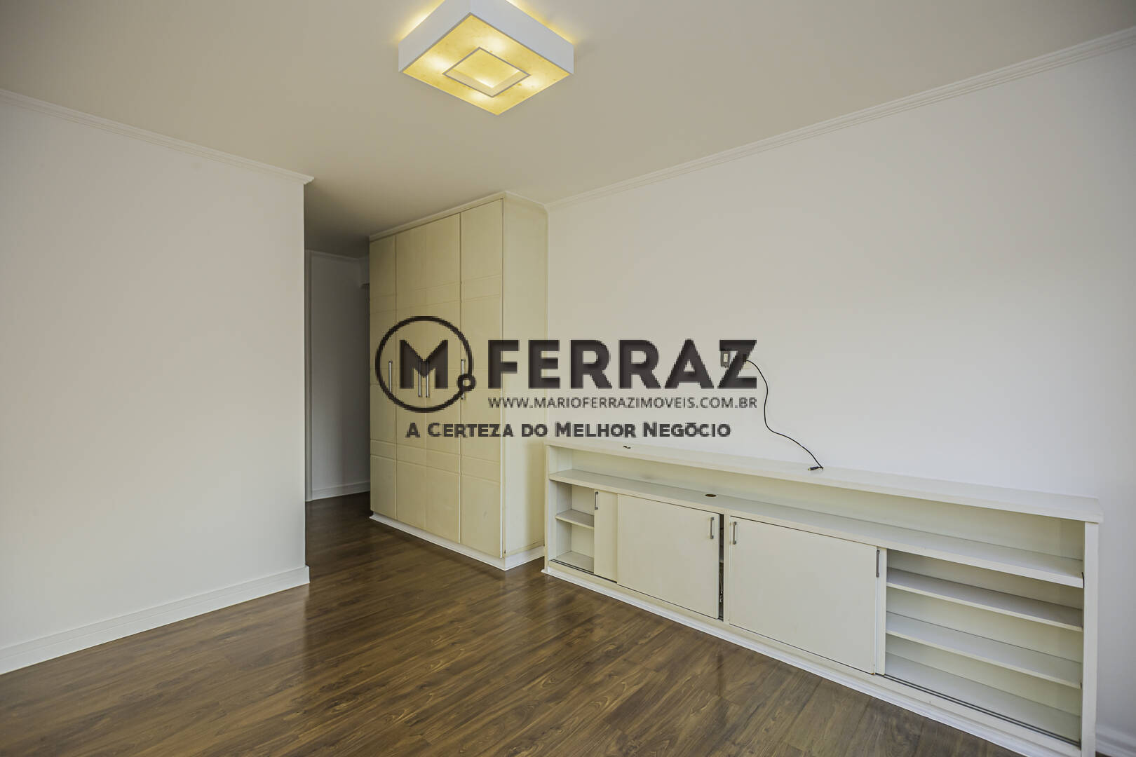 Apartamento para alugar com 4 quartos, 240m² - Foto 20