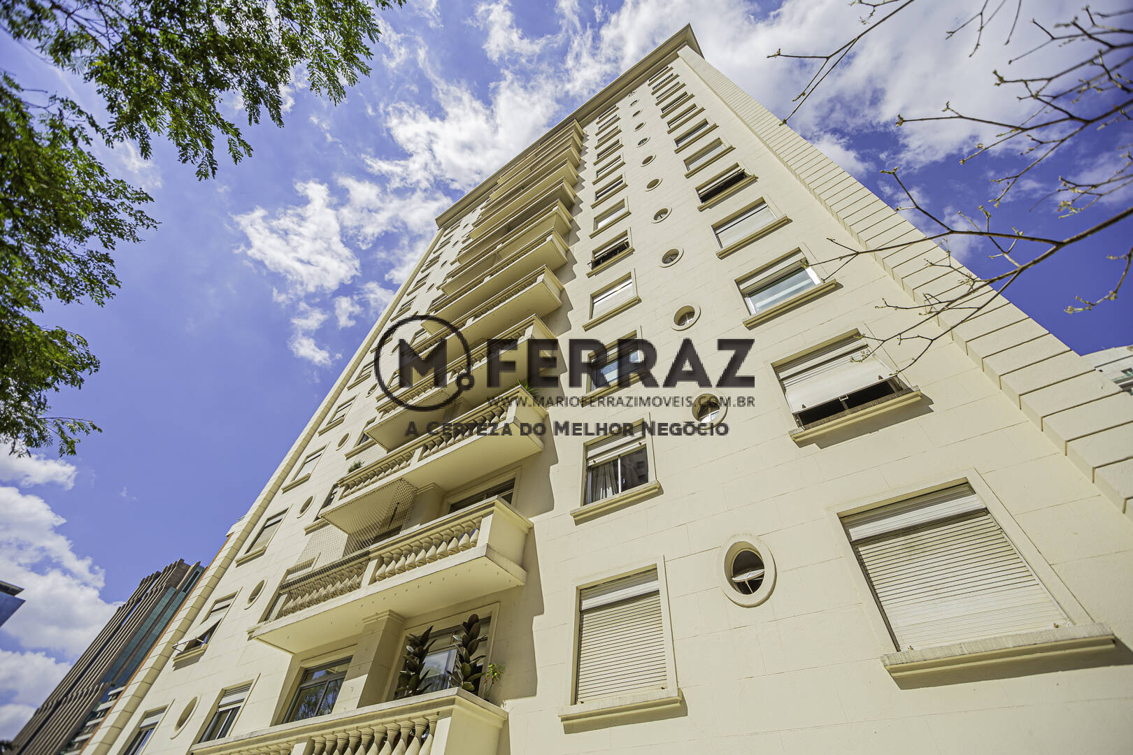 Apartamento para alugar com 3 quartos, 99m² - Foto 40