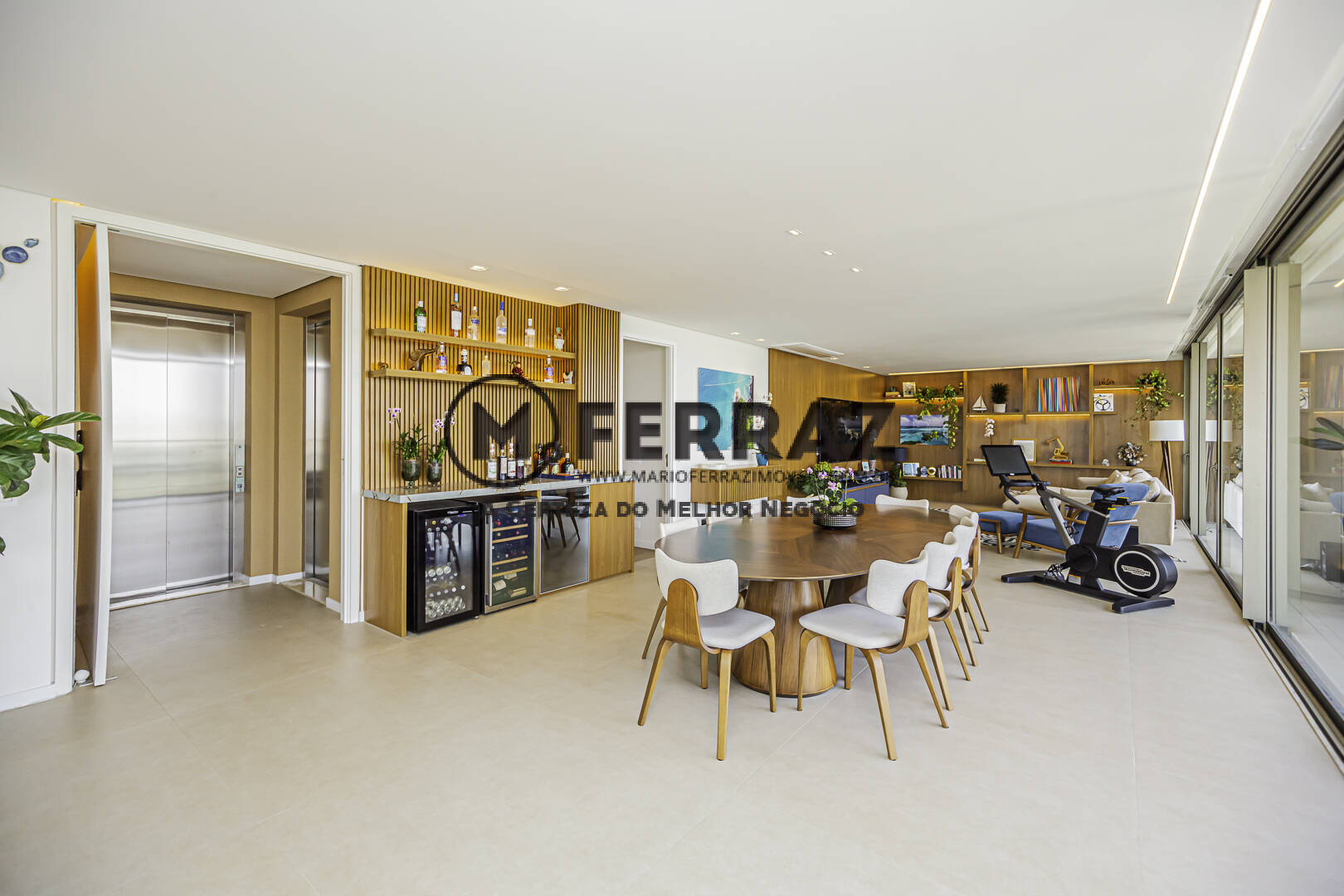 Apartamento à venda com 3 quartos, 235m² - Foto 6