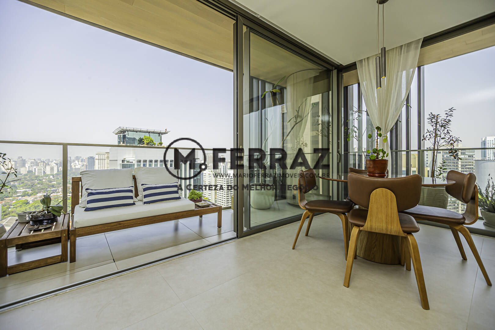 Apartamento à venda com 3 quartos, 235m² - Foto 12