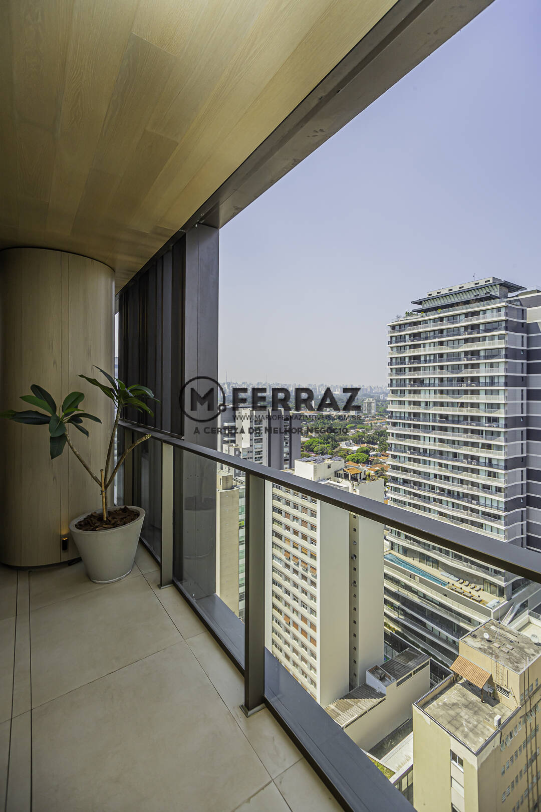 Apartamento à venda com 3 quartos, 235m² - Foto 17