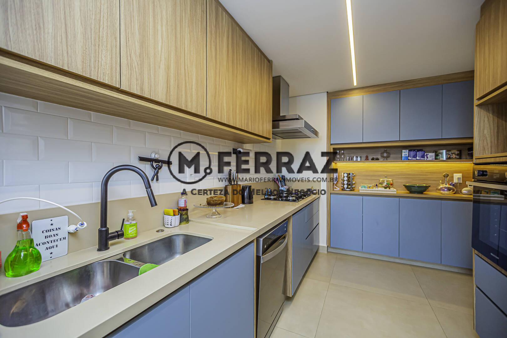 Apartamento à venda com 3 quartos, 235m² - Foto 23