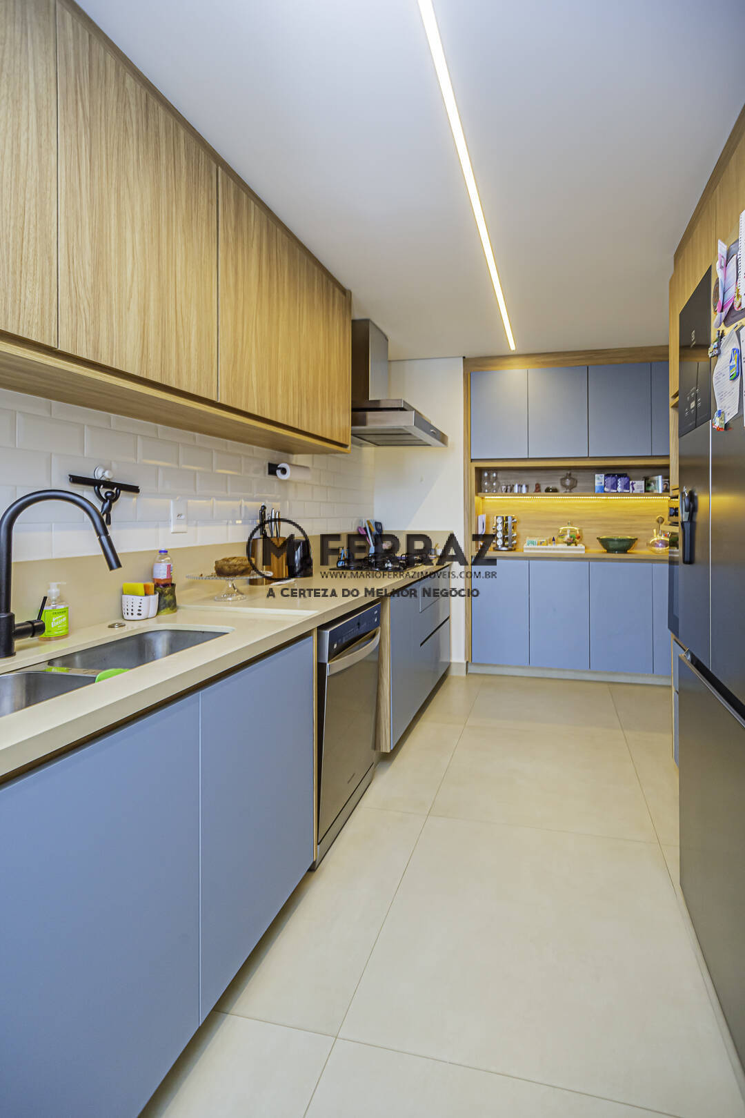 Apartamento à venda com 3 quartos, 235m² - Foto 24