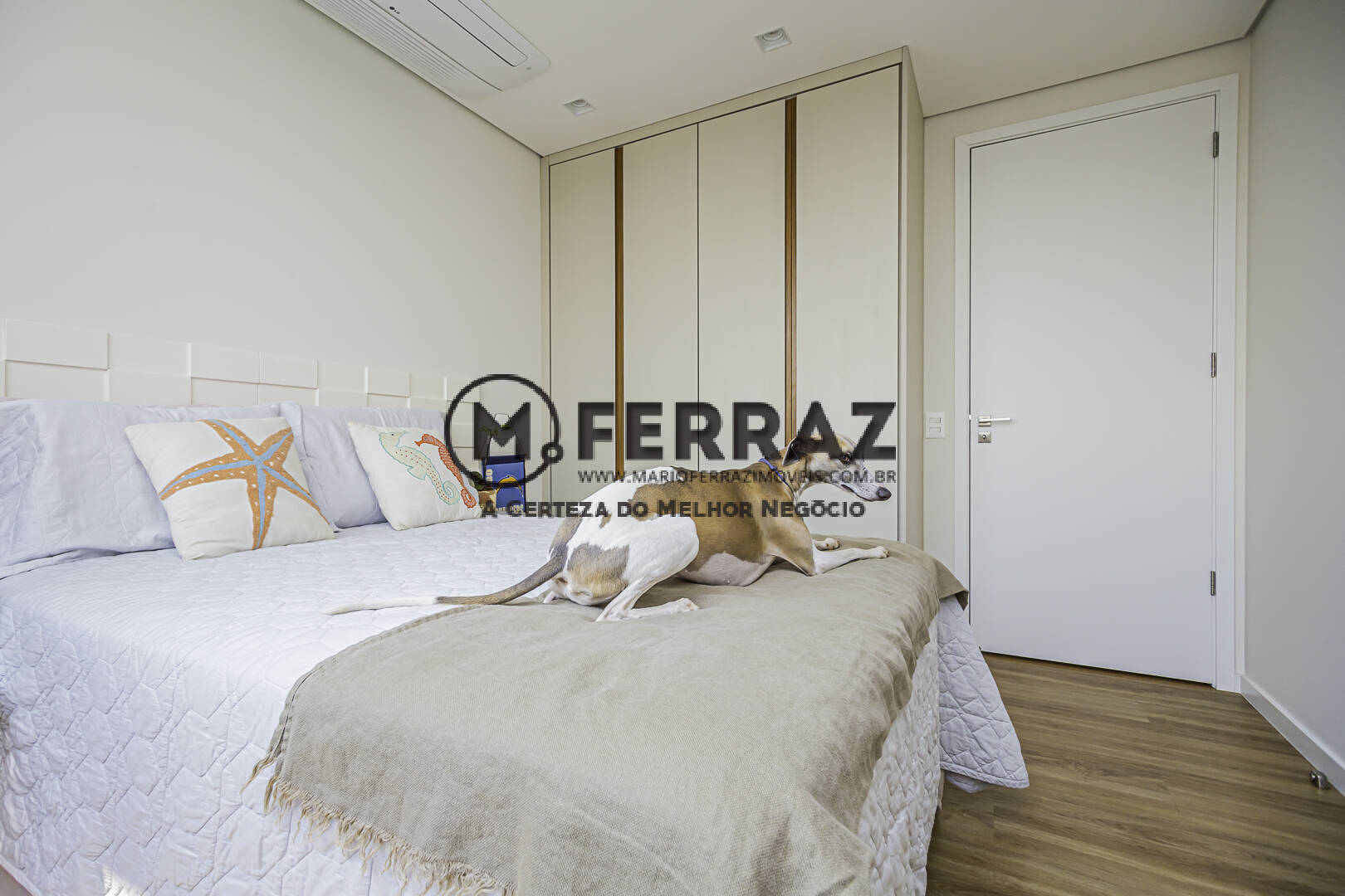 Apartamento à venda com 3 quartos, 235m² - Foto 29