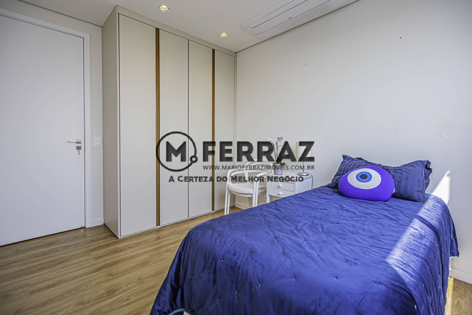 Apartamento à venda com 3 quartos, 235m² - Foto 33