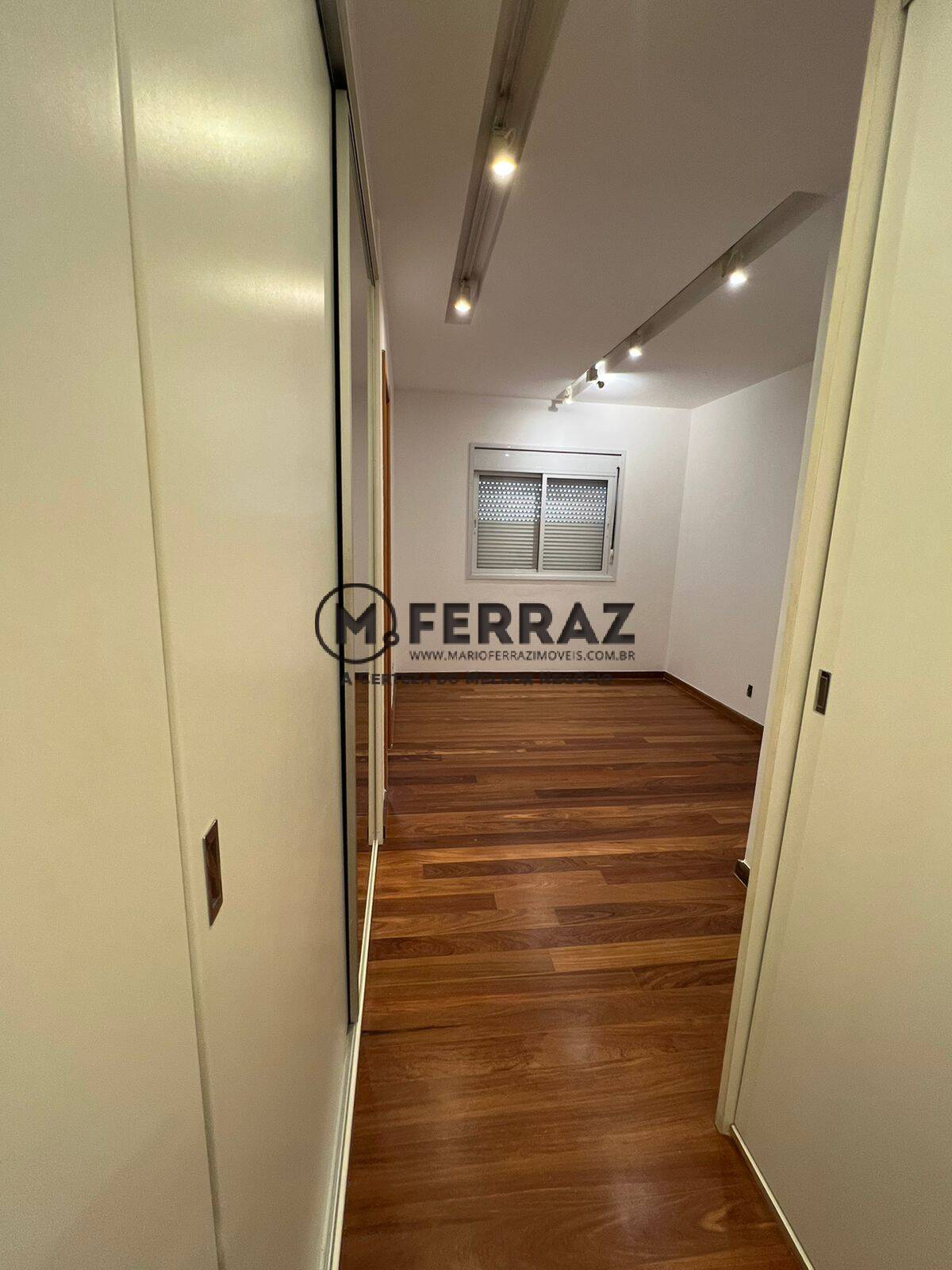 Apartamento à venda com 3 quartos, 196m² - Foto 14