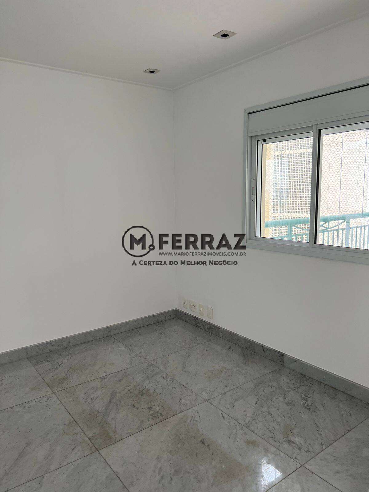 Apartamento à venda com 3 quartos, 196m² - Foto 19