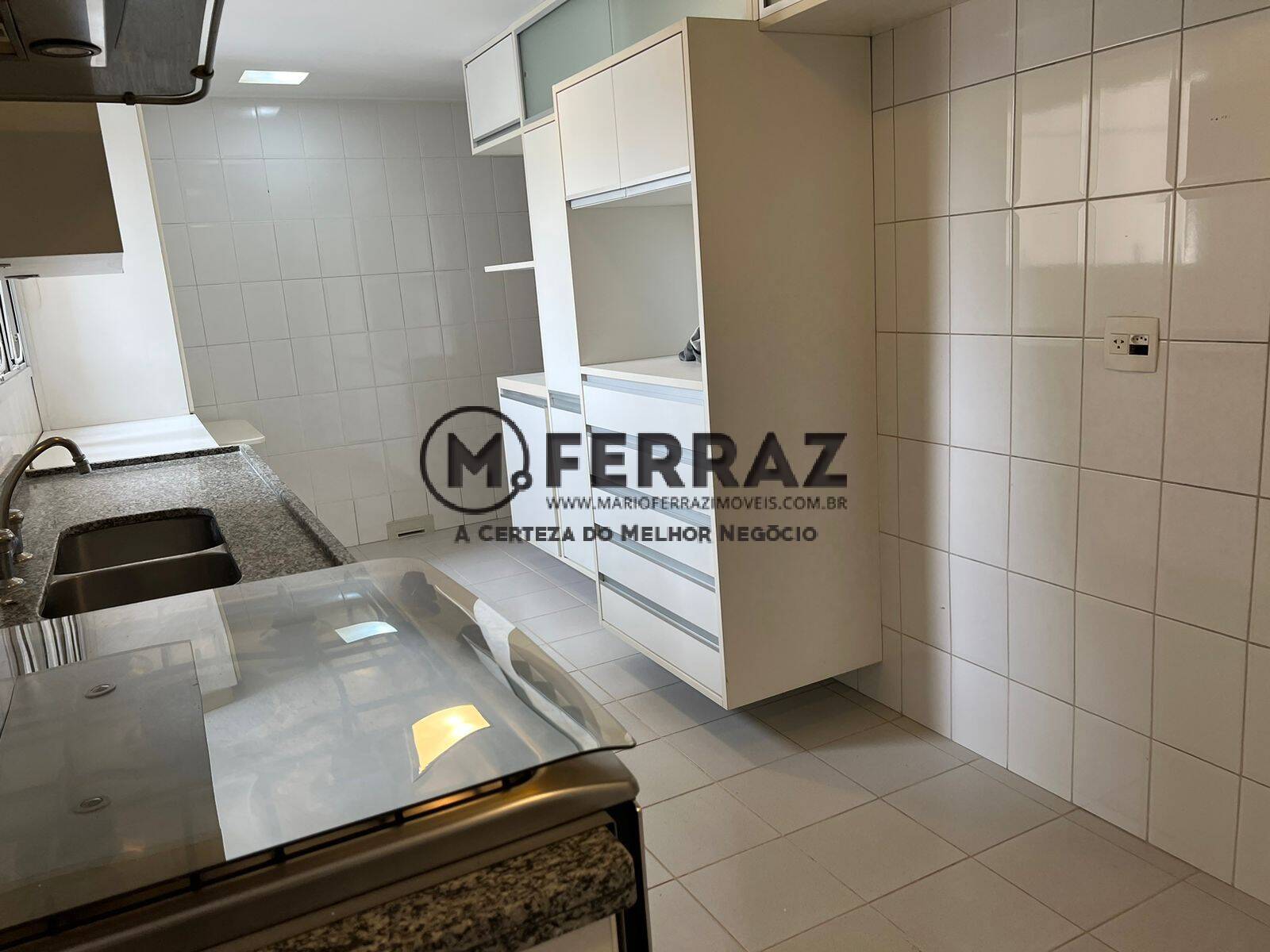 Apartamento à venda com 3 quartos, 196m² - Foto 8