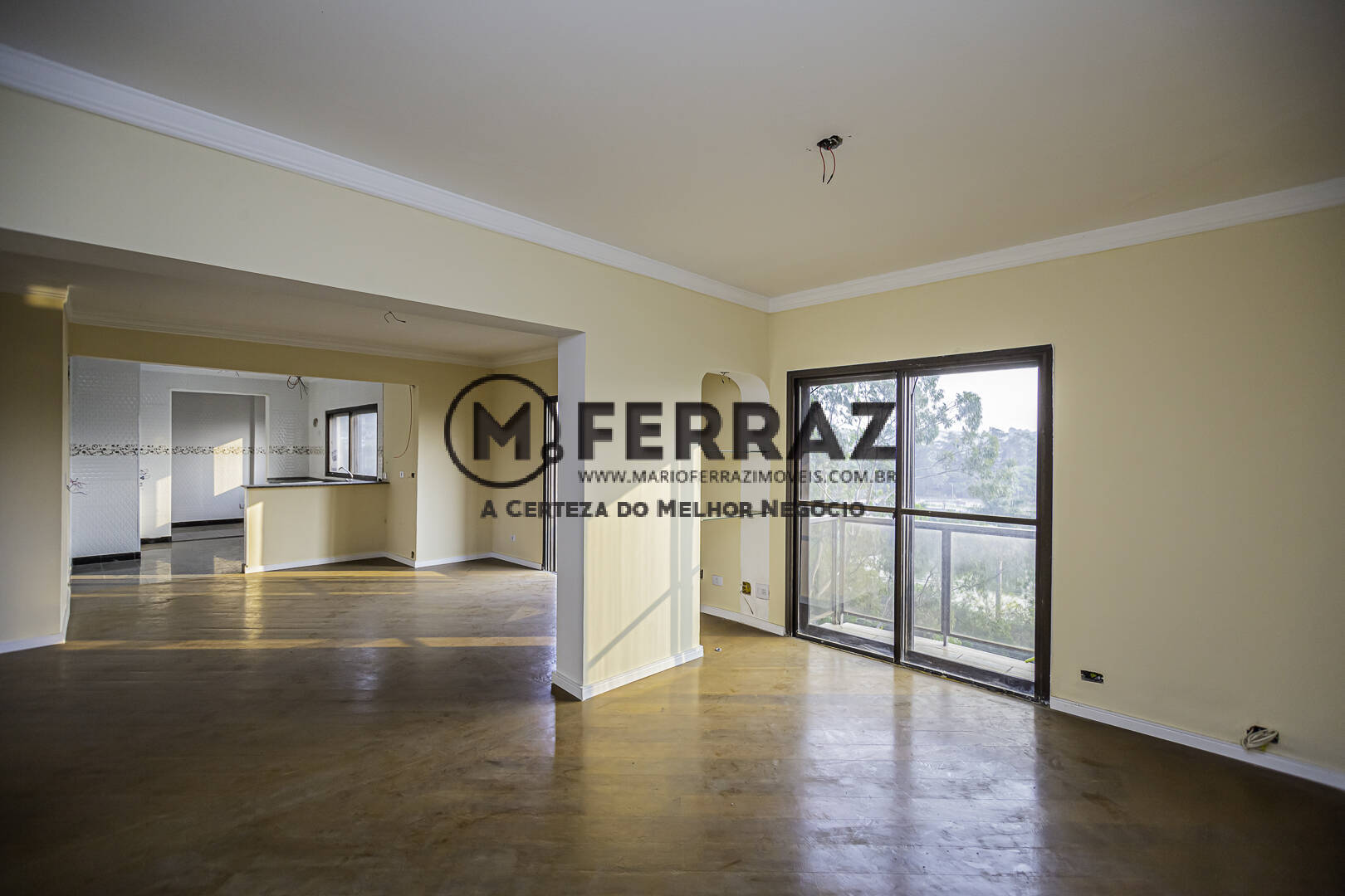 Apartamento à venda com 2 quartos, 127m² - Foto 4