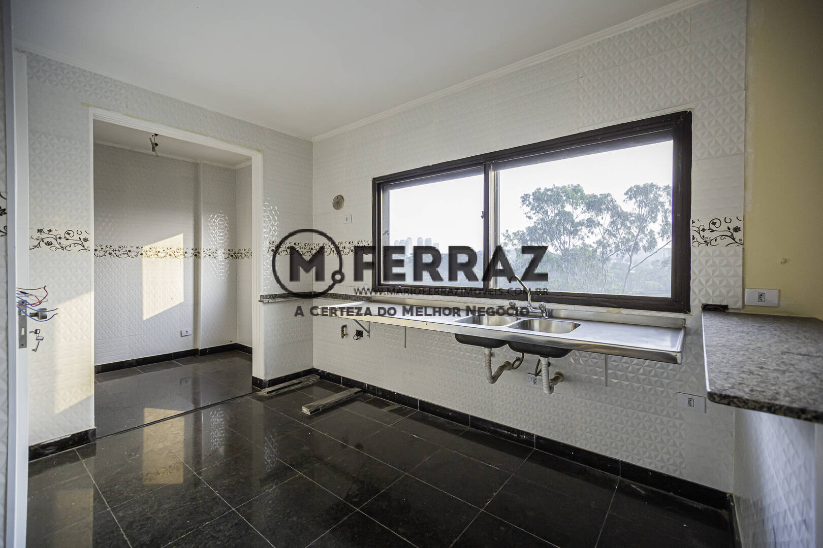 Apartamento à venda com 2 quartos, 127m² - Foto 12