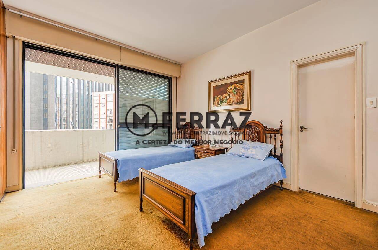 Apartamento à venda com 5 quartos, 455m² - Foto 18