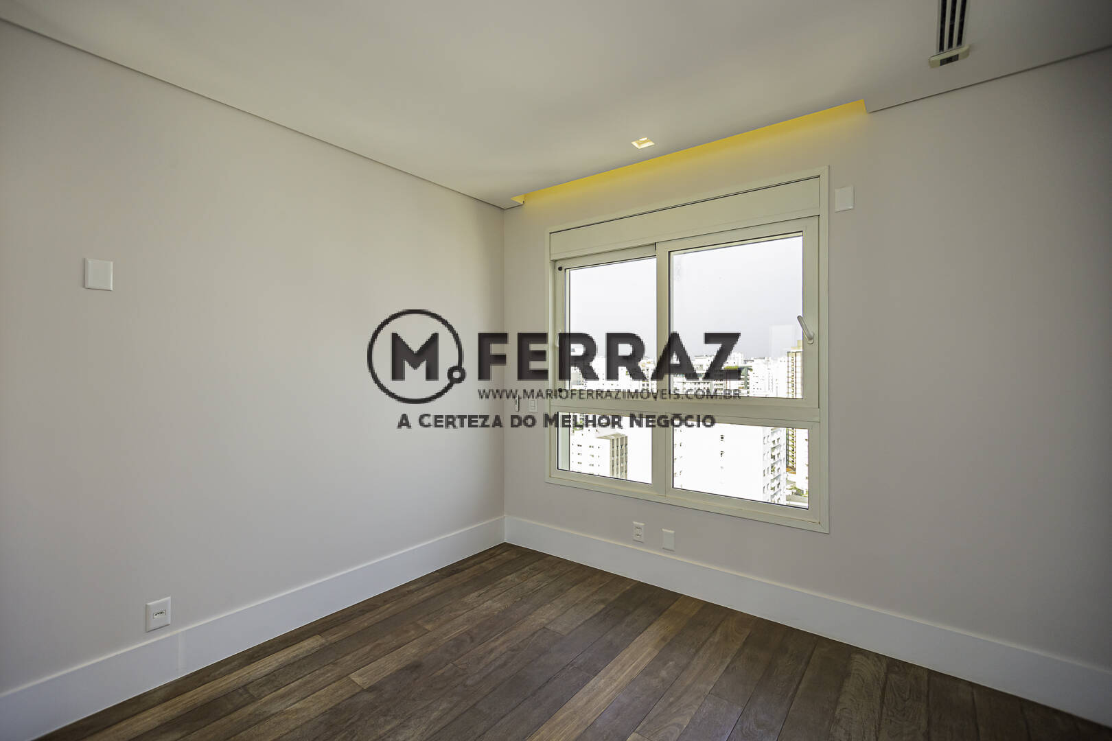 Apartamento à venda com 4 quartos, 274m² - Foto 17