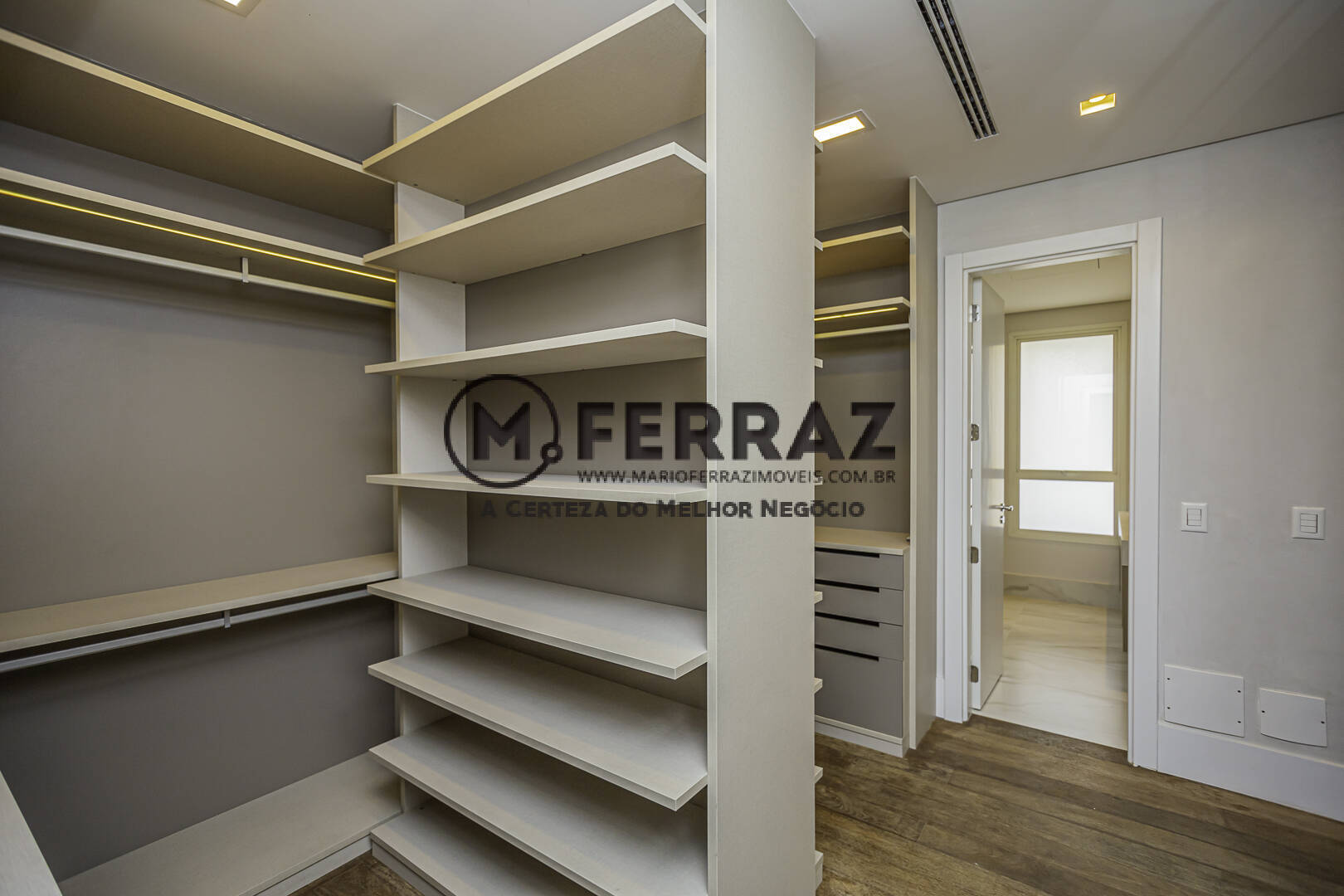 Apartamento à venda com 4 quartos, 274m² - Foto 22