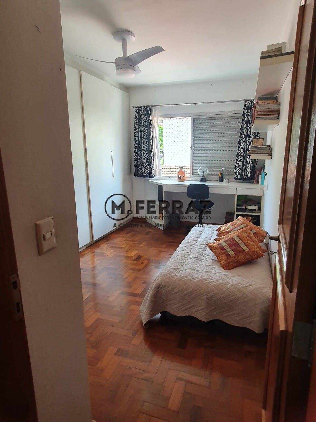 Apartamento à venda com 3 quartos, 189m² - Foto 8