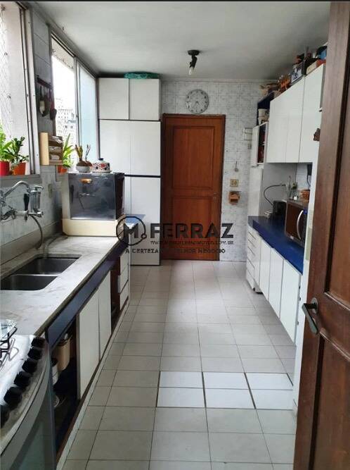 Apartamento à venda com 3 quartos, 189m² - Foto 5