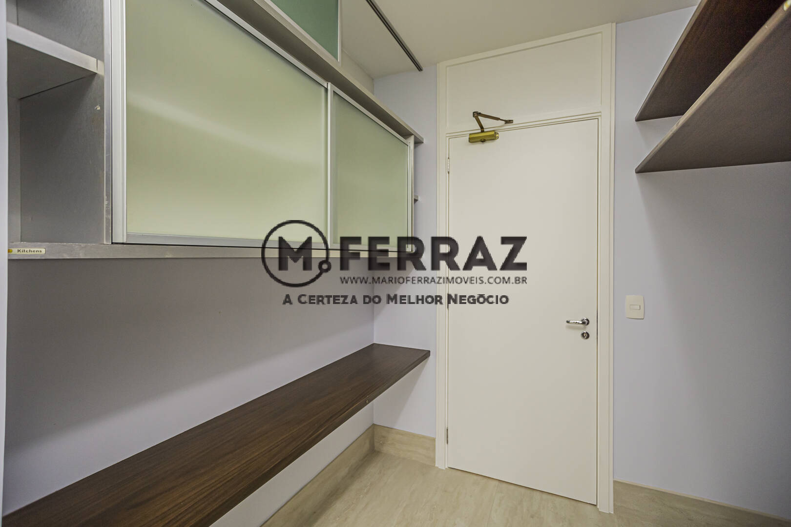 Apartamento para alugar com 2 quartos, 117m² - Foto 10