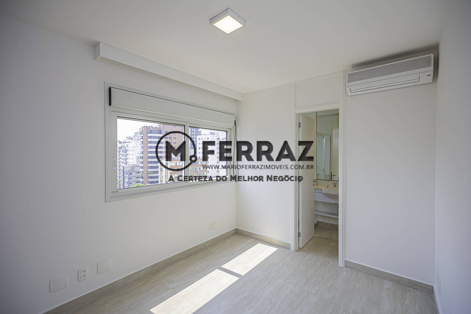 Apartamento para alugar com 2 quartos, 117m² - Foto 14