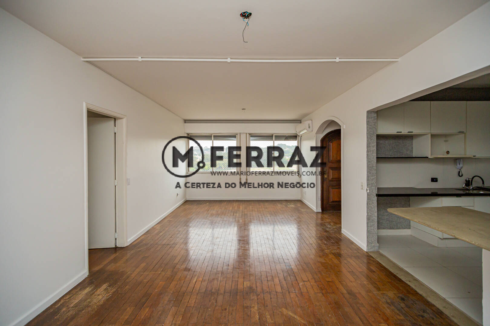 Apartamento à venda com 3 quartos, 120m² - Foto 1