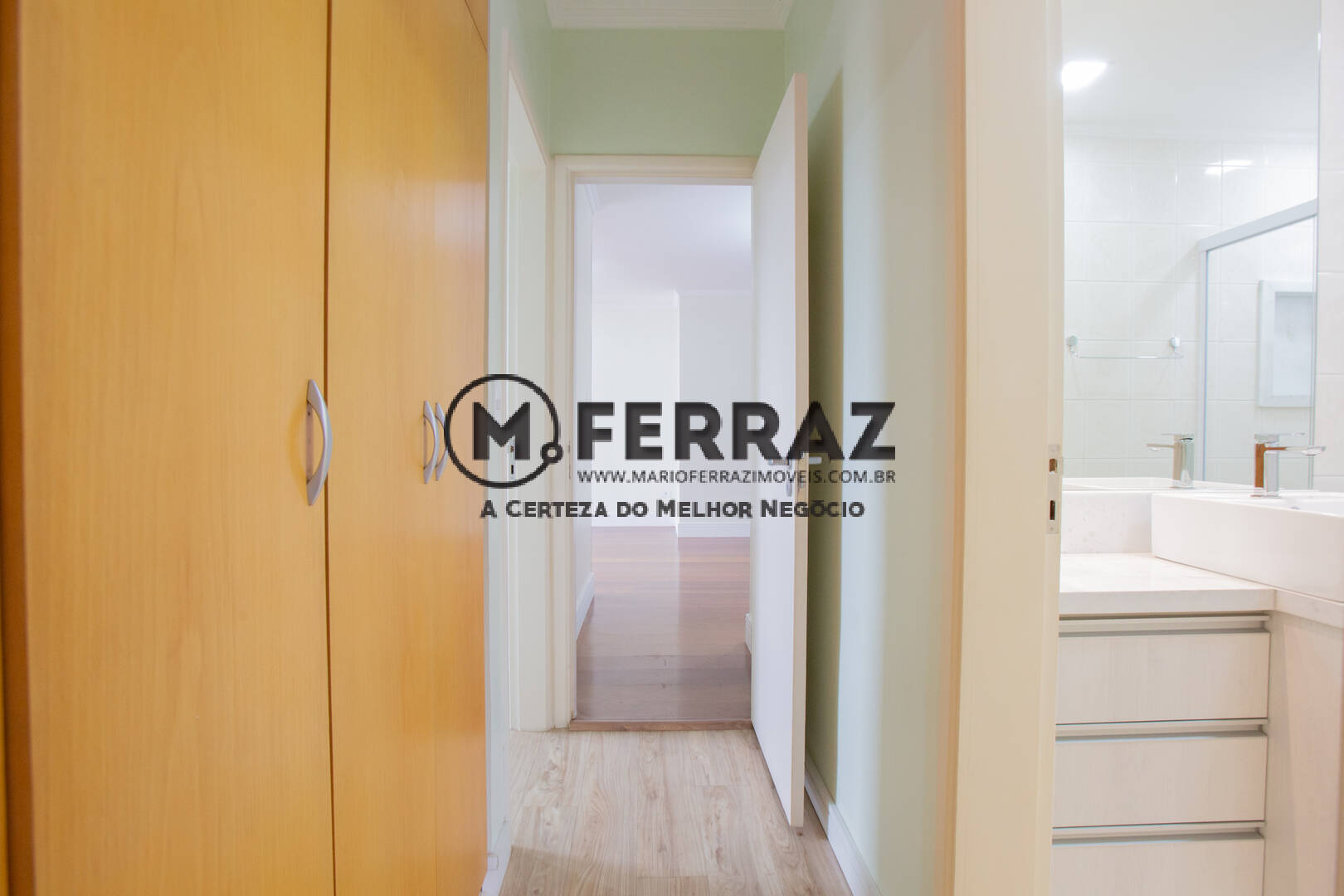 Apartamento à venda com 3 quartos, 102m² - Foto 9