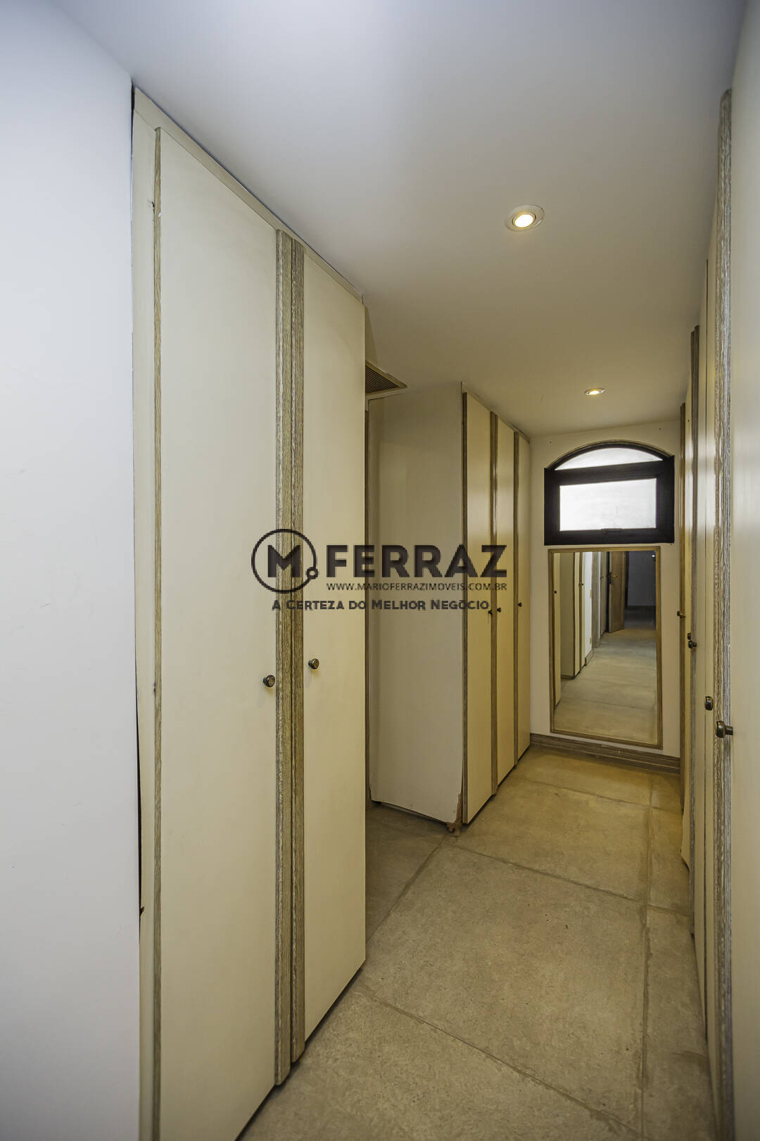 Apartamento à venda com 3 quartos, 269m² - Foto 17