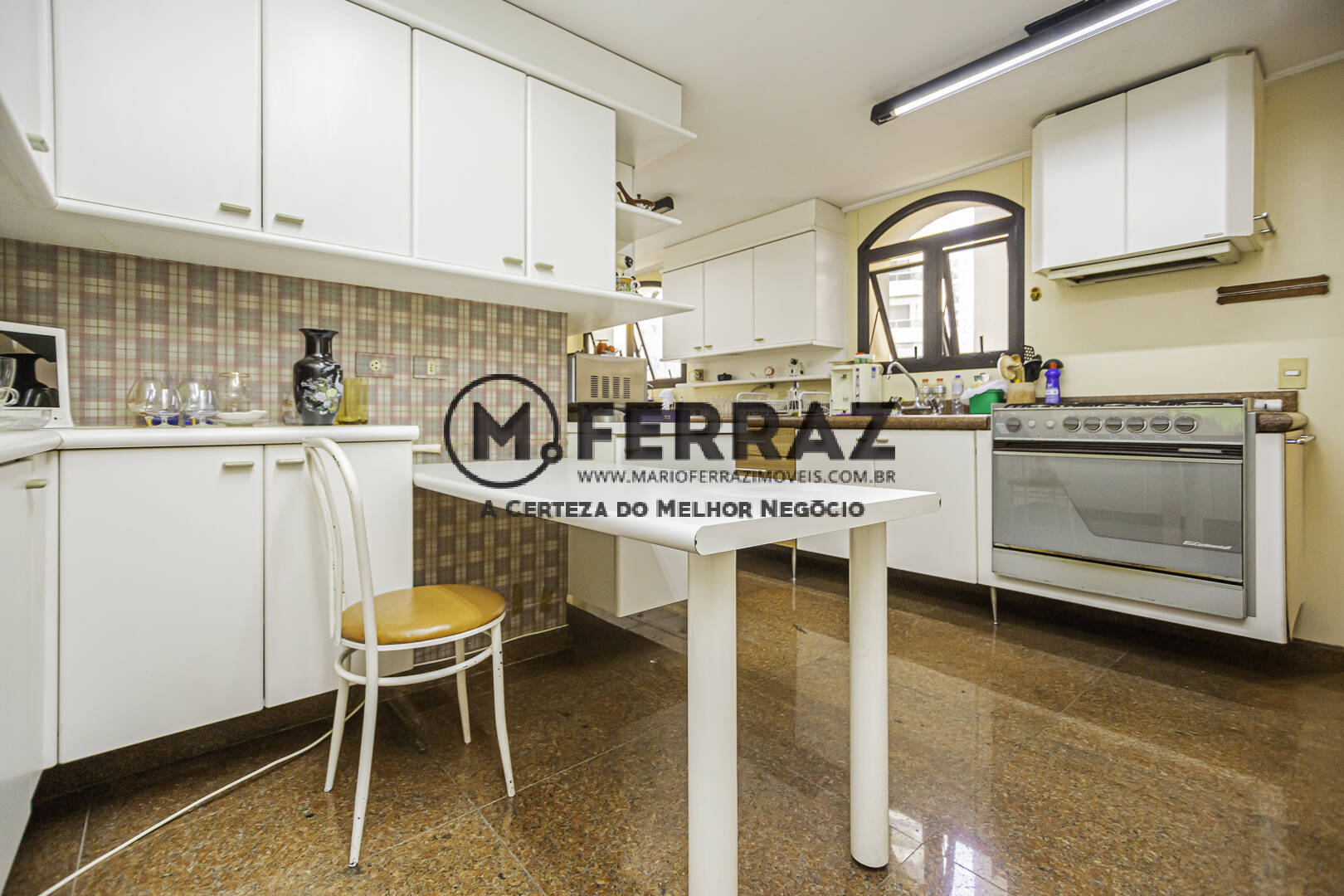 Apartamento à venda com 3 quartos, 269m² - Foto 37