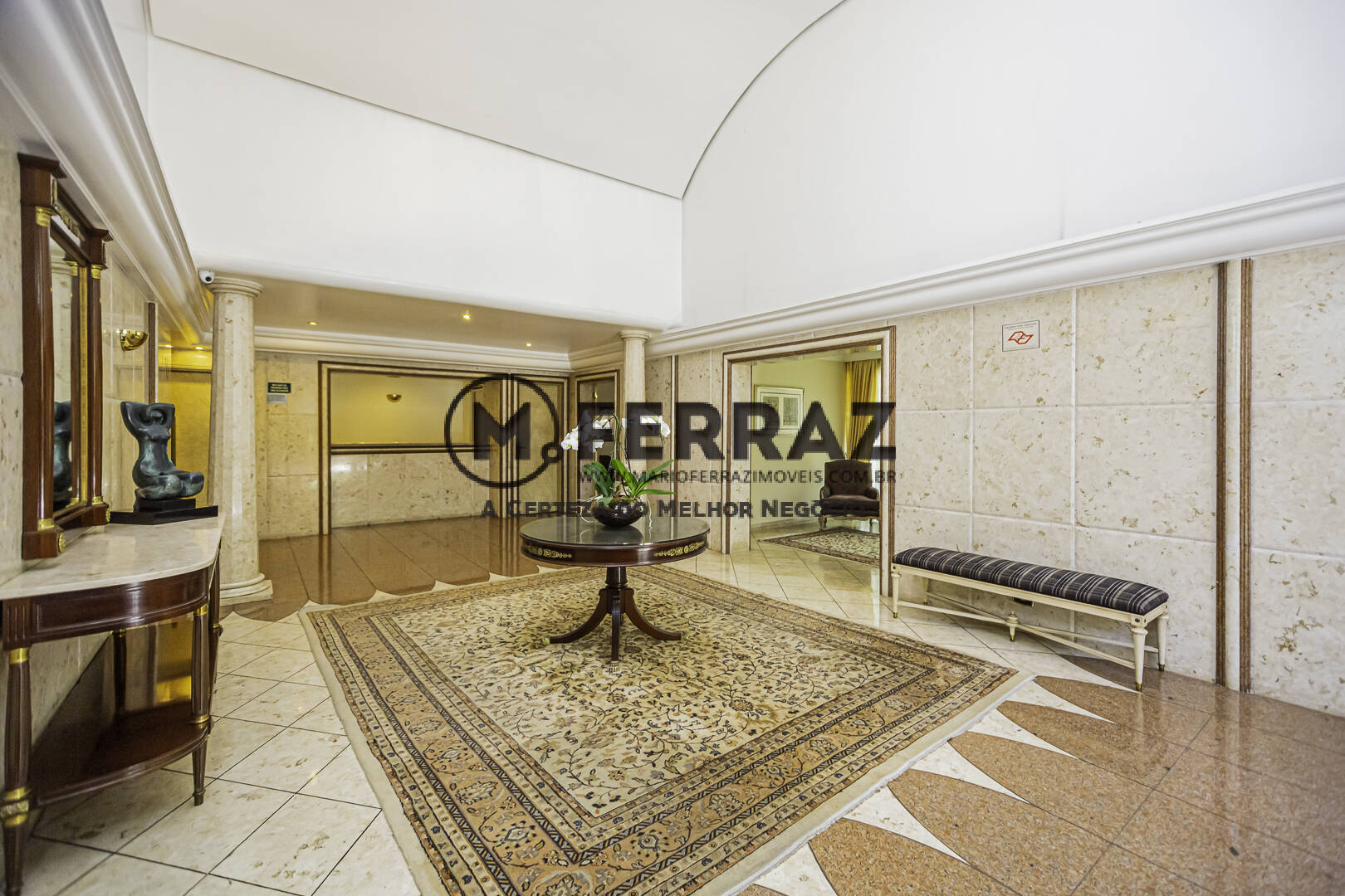 Apartamento à venda com 3 quartos, 269m² - Foto 4