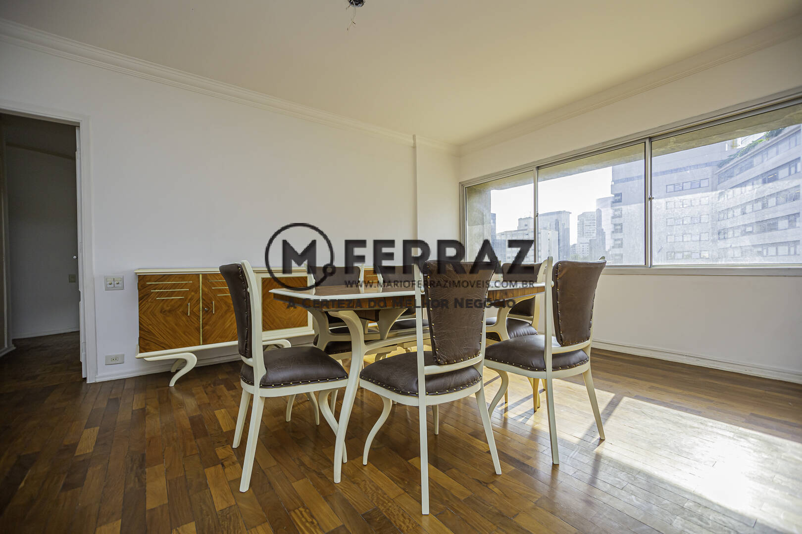 Apartamento à venda com 3 quartos, 150m² - Foto 6