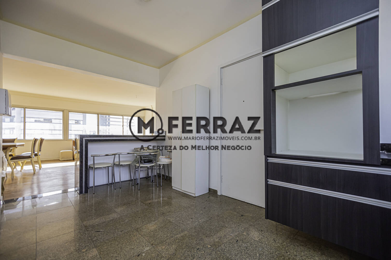 Apartamento à venda com 3 quartos, 150m² - Foto 12