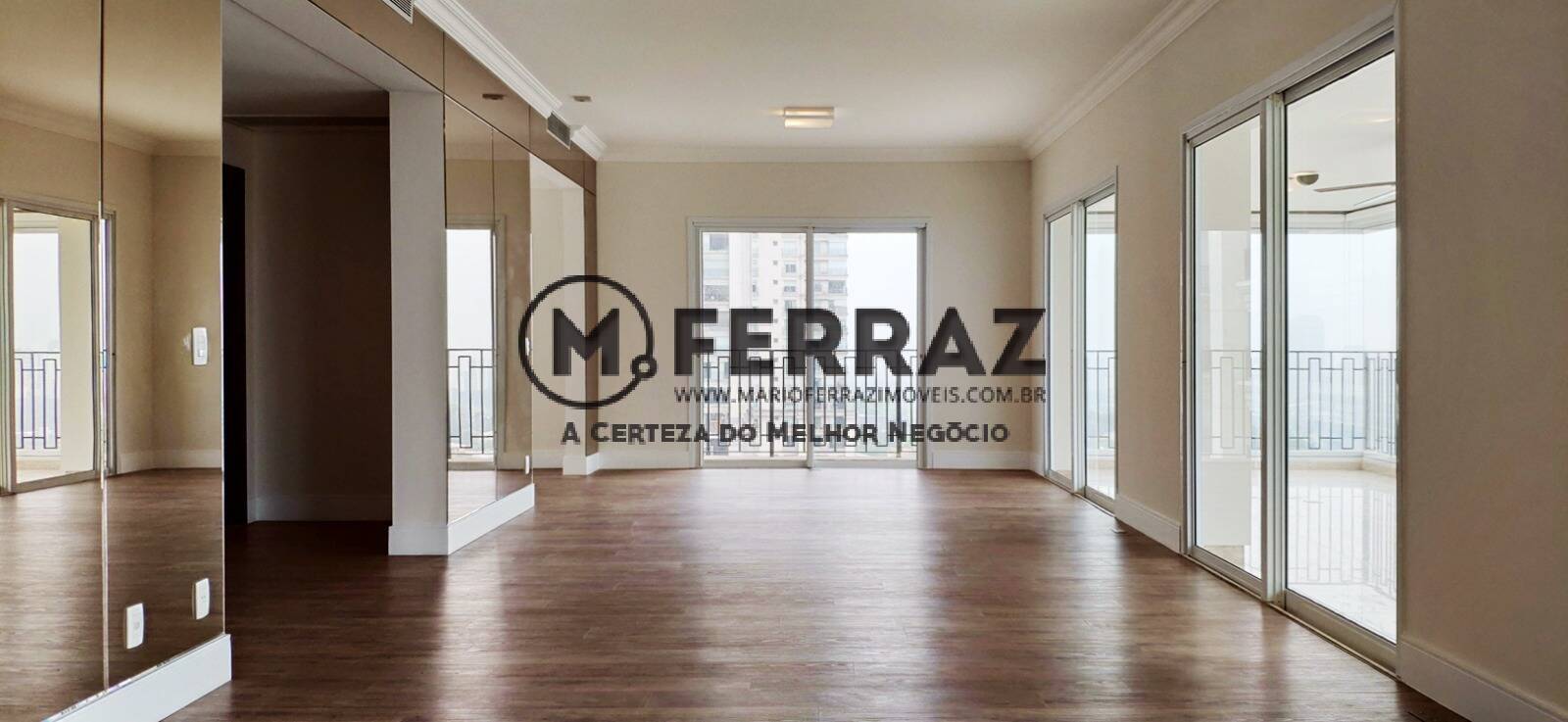 Apartamento para alugar com 3 quartos, 236m² - Foto 4