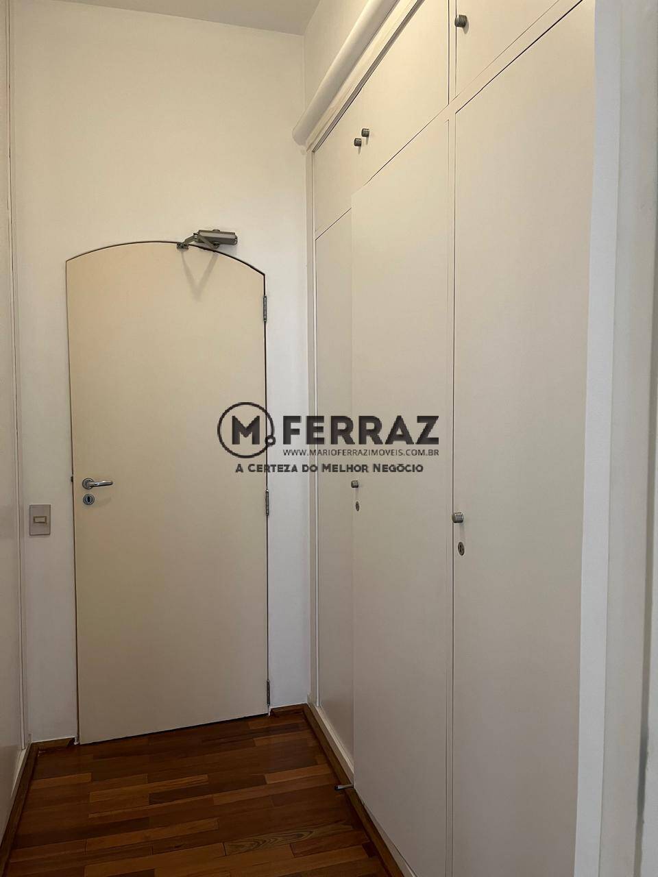 Apartamento à venda com 4 quartos, 370m² - Foto 18