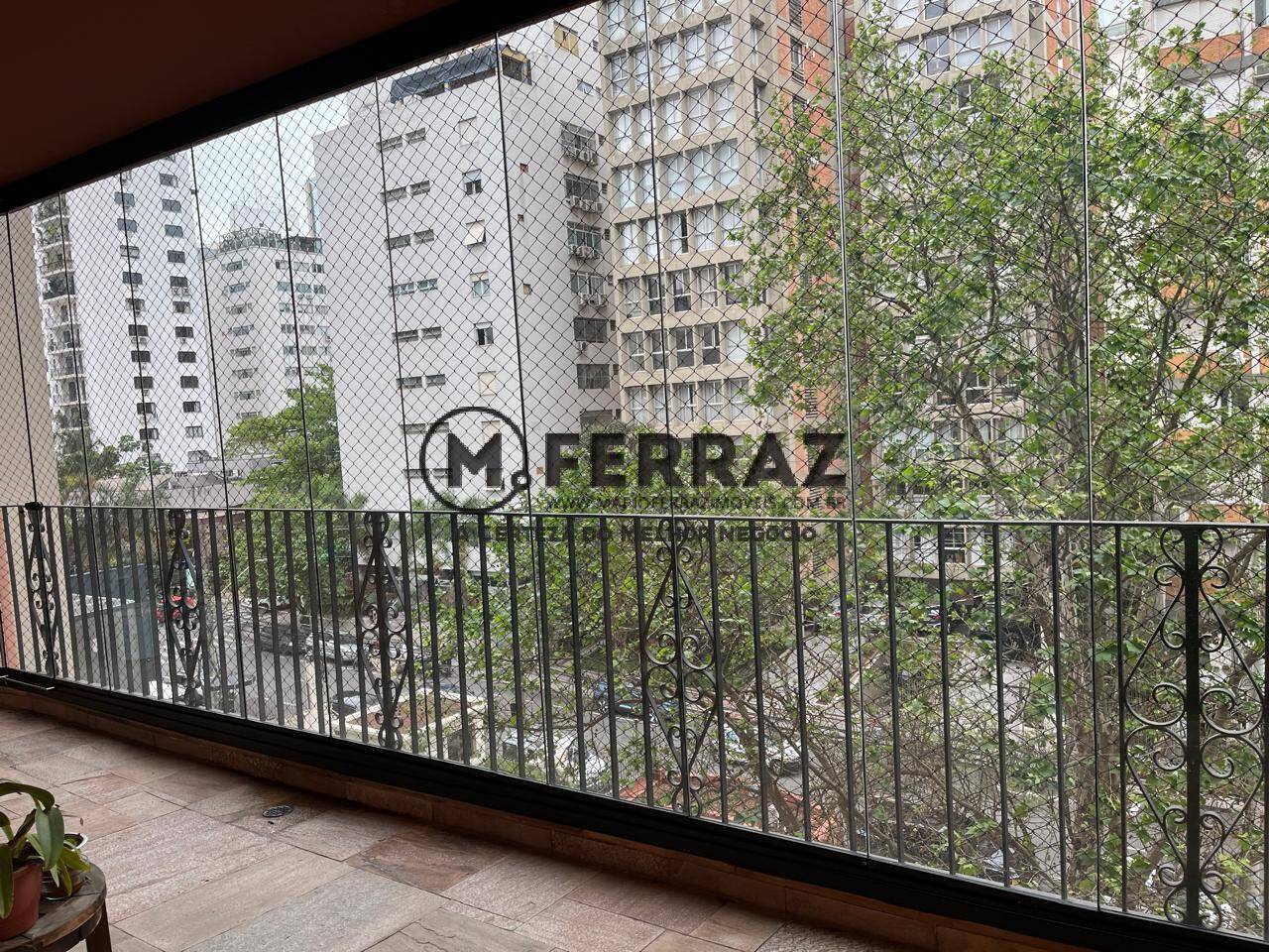 Apartamento à venda com 4 quartos, 370m² - Foto 1