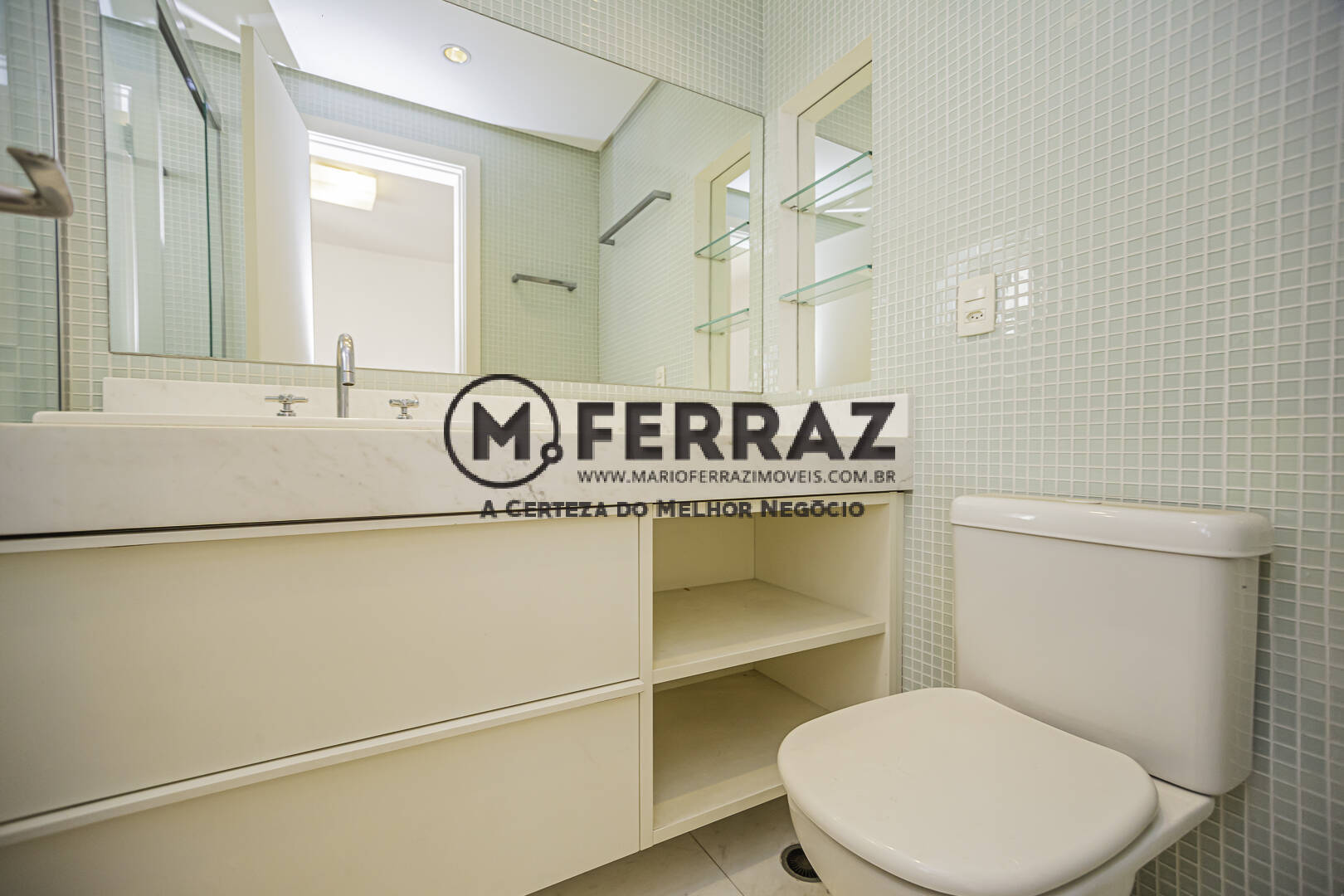 Apartamento à venda com 4 quartos, 223m² - Foto 21