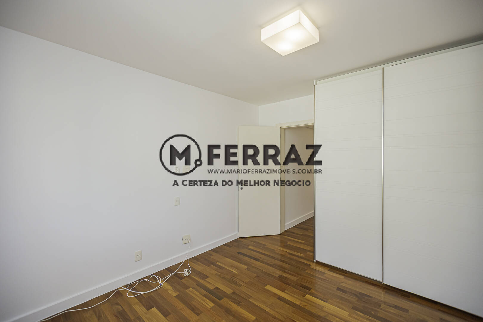 Apartamento à venda com 4 quartos, 223m² - Foto 24