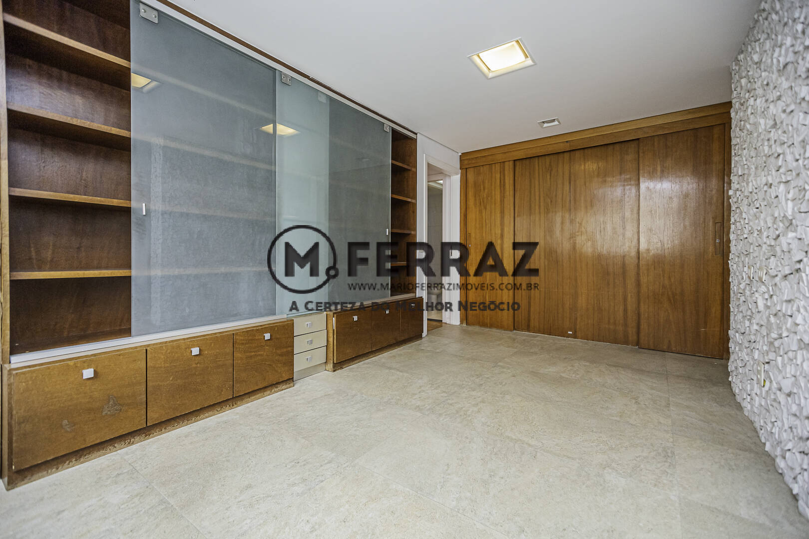 Apartamento à venda com 3 quartos, 137m² - Foto 14